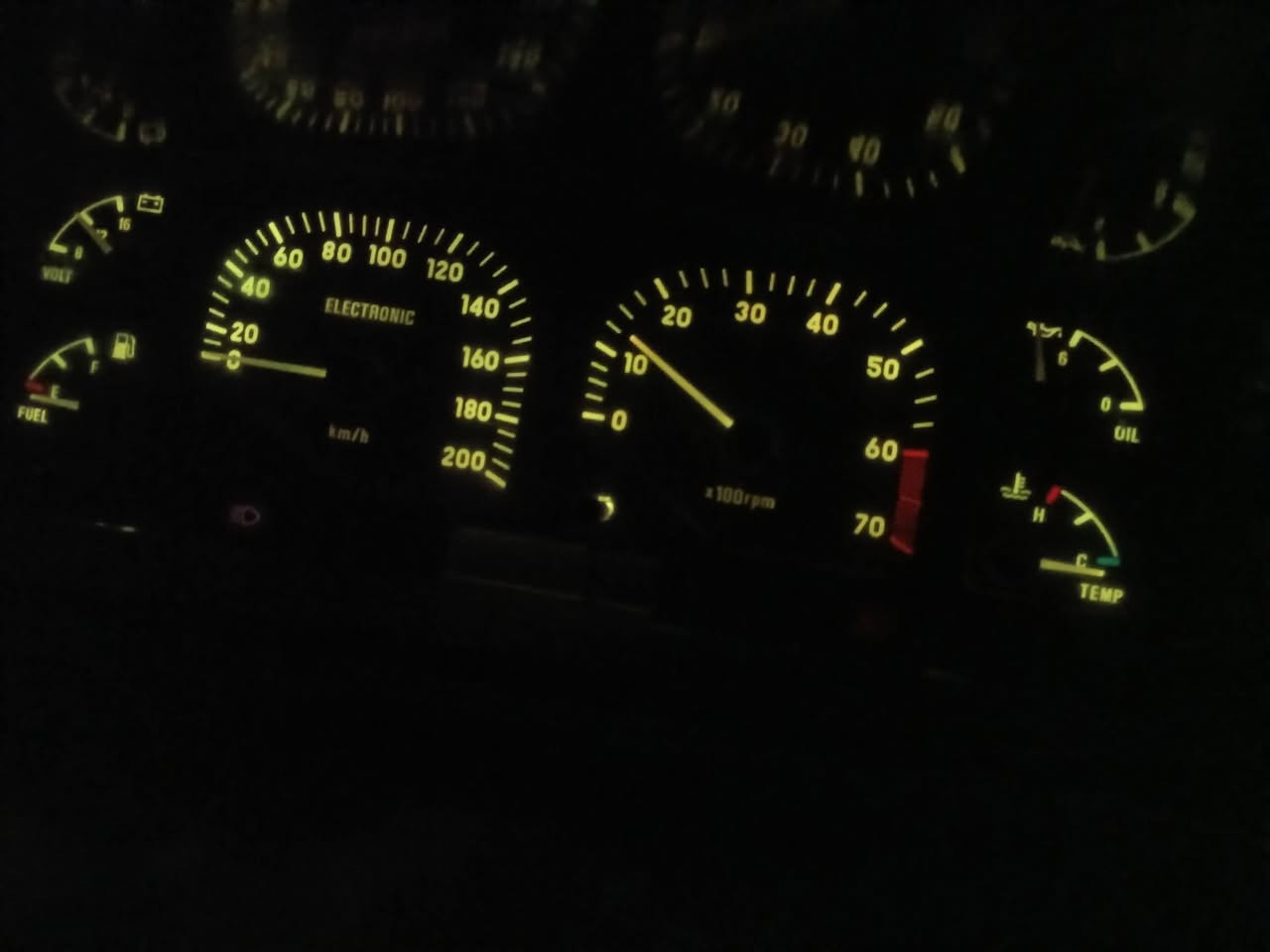 برنس عادي موديل 93 محرك مفتوح كير اوتوماتيك رقم بابل سنويه لل29مكفوله كص وكلبه وضربه  مصبوغه حزام قماره بلاد محرك كير حداديه كهربائيات تخم تاير بور مشط كيجات كلها شغاله سياره مانقصها شي جاهزه ونضيفه مال جناي ب35وبيها مجال مكان السياره بابل الحمزه الغربي/***********/‏‪***********‬‏
