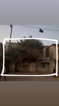 بيت تجاري ملك صرف في منطقة ساحة عدن مقابل سيڤ الچلبي مساحة المنزل ١١٧ ...