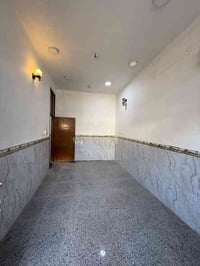 دار للايجار • الكرمين خلف المدارس • ١١٢م