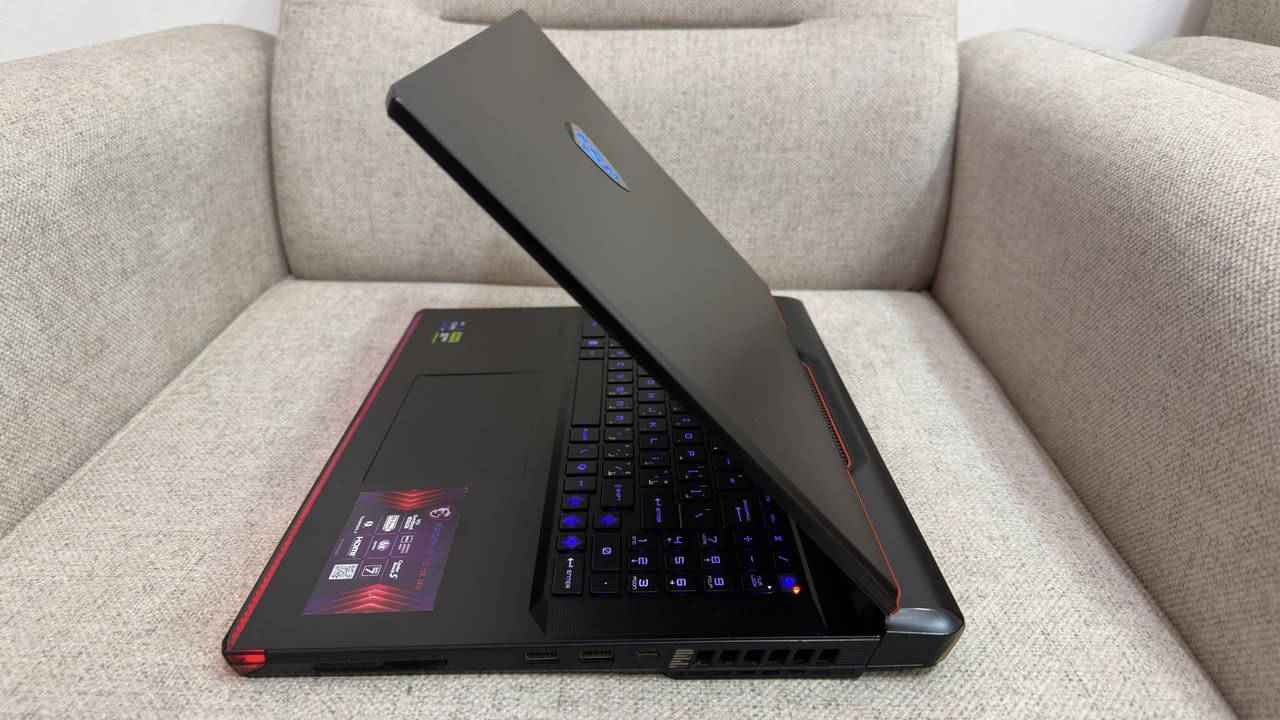 MSI RAIDER GE78 HX 14VGG 252US
Processor: Intel Core i9-14900HX (14th

Gen)

Graphics: NVIDIA GeForce RTX 4070 Laptop GPU (8GB GDDR6, up to 140W max graphics power)

Display: 17.0" QHD+ (2560 x 1600) IPS, 240Hz refresh rate

Memory: 32GB  5600Hz DDR5

Storage: 1TB to 2TB NVMe SSD

نضافتها ٩٩٪؜ استعمال ٣ اشهر وكامل ملحقاتها موجودة

رايدها بـ ٣ ملايين وبيها مجال


**إذا كنت صاحب هذا الإعلان وتريد حذفه لأي سبب، رجاءا أرسل رسالة إلى الدعم الفني**