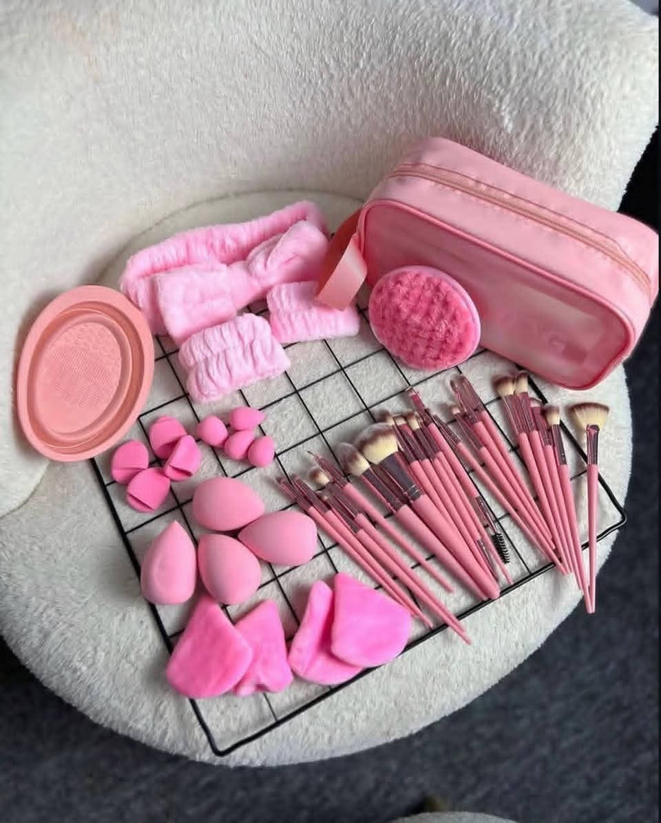 توفرت حقيبه سكن كير🎀💞
الحقيبه المتكامله💗💌

#السعر_15الف_15الف 
#السعر_15الف_15الف 
حقيبه20 فرشه بيوتي بلندر كبير 4بيوتي بلندر صغير 4بيوتي بلندر قلب 4سنفجات 4باند + معاصم سليكون لغسل الفرش سفنجة سكن كير 
يعني  تحتوي ع 40 قطعه💌
توصيل الف دينار دخل المسيب


**إذا كنت صاحب هذا الإعلان وتريد حذفه لأي سبب، رجاءا أرسل رسالة إلى الدعم الفني**