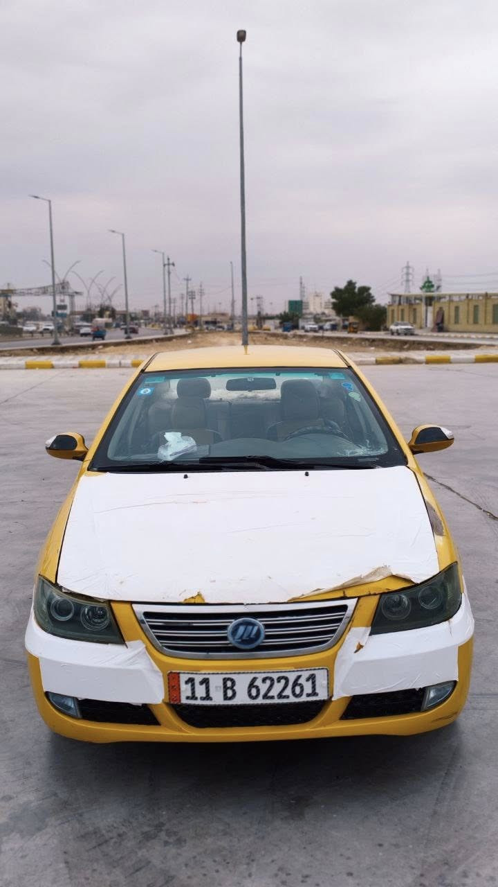 السلام عليكم
ليفان 620 موديل 2011 
رقم بغداد انكليزي هزة جديدة والسنوية بأسمي 
محورة كورولا كير عادي صار 5اشهر من شديتها السيارة خير من الله كهربائيات كلها جديدة ضفيرة وقاعدة كلة جديد تخم تاير توني شادة تبريدها يخبل لايبوخ ولايفصل صدرها توني مبدلة رايدها ب42 وبيها مجال ولشراي يشلع عيوني ***********
مكان السيارة كوت
