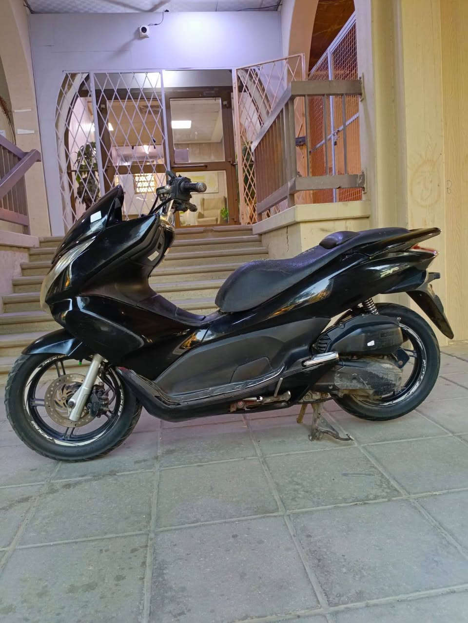 سلام عليكم PCX جيل الاول ياباني jf مكينه ناعمه حيل بلادي علفحص محرك 150c استاند حساس نكره سلف كل وقت شلعه معدل فول أوراق موجوده مكفولة من كل نقص 
السعر مليون او 200 مكاني بغداد الكرخ
 قرب مقهى البيروتي ***********

