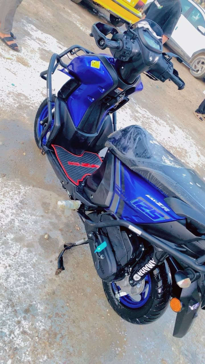 دراجه zrللبيع مديل ٢٣تقراء٢٤ماشيه٢٠٠٠دراجه كامله من كلشي اوراقها شماليه العنوان السماوه للاستفسار عله الرقم ***********الدراجه مالت جنايه مو بياع شره
