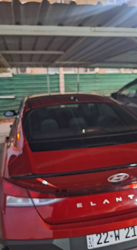 السلام عليكم ورحمة الله وبركاته  
هونداي النترا لون ماروني موديل 2025
SEL sport   المواصفات معروف بصمة  تشغيل  عن بعد  واير ليس  شحن  الداخل مات اسود ملكي  رادار ٣٦٠ 
وارد امريكي حادثه  بيدي ار بل بنيد  اصبعين مكفول من الرصعه والشخط والصبغ  والتبديل  دعامية ابلادية  ماصدات ابلادية  شباك  ابلادي ماشيه السياره  ٣٥٠٠ مايل   السياره  عل وظع الشركه    السياره  كلها  ليبل واحد  حتى  الدعاميه   الاماميه   العنوان بغداد زيونة  رقم الهاتف  *********** بغداد, العراق
