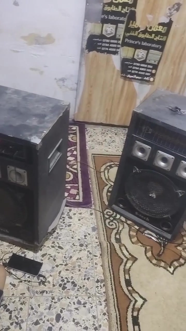 سماعات للبيع شغالات السعر 75 ثنينهن ***********
