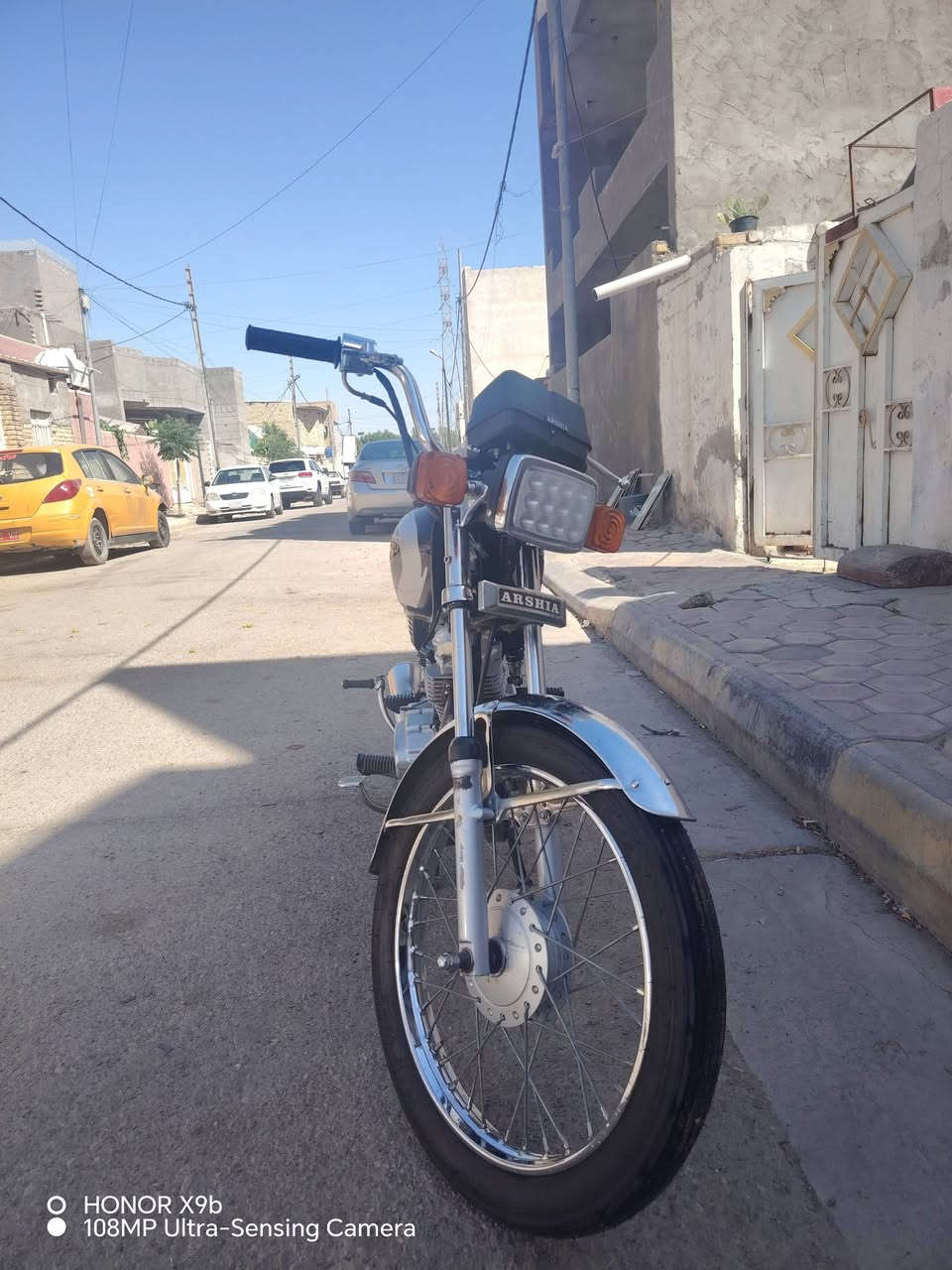 سلام عليكم ورحمة الله وبركاته
نامه ٢٠ معمر اصولي  ماعدا المكينه كلشي بدراجه جديد
سعره ٦٥٠ وبيهه مجال بسيط رقم الهاتف *********** مكاني كوت

ملاحظة اللون الي بالأوراق ابيض اني شديتلهه اسود
