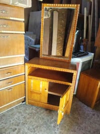 ٨٥ الف ميز تواليت صاج وزان ٥ملم عرض ٨٠سم ارتفاع ١٧٥ سم عمق ٤٠ سم. يحتو...