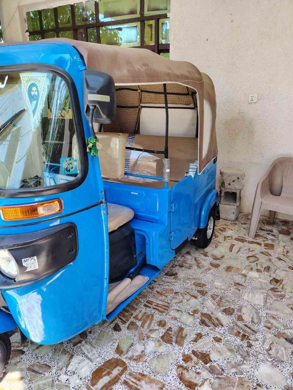 السلام عليكم تكتك موديل 22 رقم كربلاء بسمي مشروع وطني تعمير دوس بيها بارد جوه البك لايت مكاني ديالى خان بني سعد /اتصال فقط ***********
