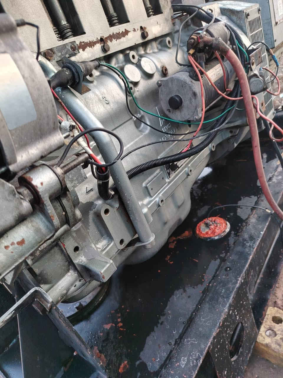 يتوفر لدينا دويس 4 بستم
45 كيفي فول ومكفول شرط الحمل والفحص والنضافه بلادي شاشه تشغيل نظام أوتو ويوجد تشغيل يدوي 
مولدات بخانه الزيرو كافه الأحجام موجود 
الاستفسار الاتصال ***********
***********
يوجد توصيل كافه المحافظات🚛
لسنا الوحيدين لكننا الأفضل 💯💯
