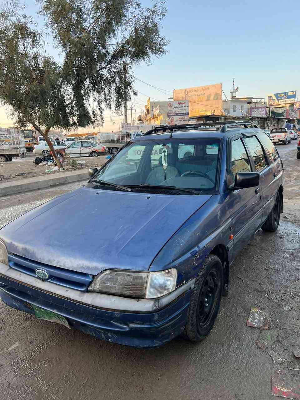 البيع سياره فوردسكررت
موديل 1991
صدر جديد الامامي وباتري جديد 
والسياره نضيفه مال بيت 
وصحبه الشرعي موجد
والسعر 15$
وبيها مجال 
***********
***********
