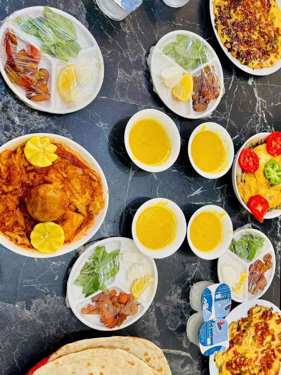 بمناسبه حلول شهر رمضان المبارك

مطعم حلوم مفتوح خلال شهر رمضان المبارك

فطور وسحور من الساعه الرابعه مساء إلى الرابعه صباحا

العنوان العروبه مقابل اللجان الطبيه مجاور غيث الكرخي للتبريد

خدمه التوصيل المجاني خلال شهر رمضان المبارك للحجز الاتصال

***********

***********
