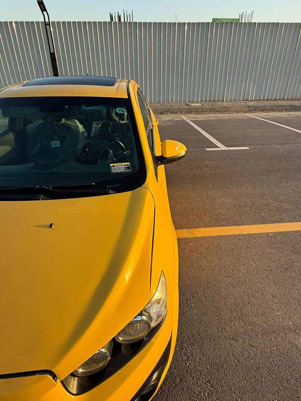 السلام عليكم (شوفرليت)سونك وارد امريكي(2014) محرك (1800) المرغوب كير اوتماتيك رقم نكليزي تحويل ثاني يوم رقم جديد وهزه جديده ومصفره بحث وهيئه وغرمات  السياره كير ومحرك  وكهرباء خير من الله بدون نقص  صدر امامي خلفي جديد تخم تاير جديد باتري جديد شاشه بلاديه تحكمات ستيرن السياره بوجك الشارع سعرها (67)وبيها مجال بسيط التصال (***********)
(***********) مكاني بغداد بغداد, العراق
