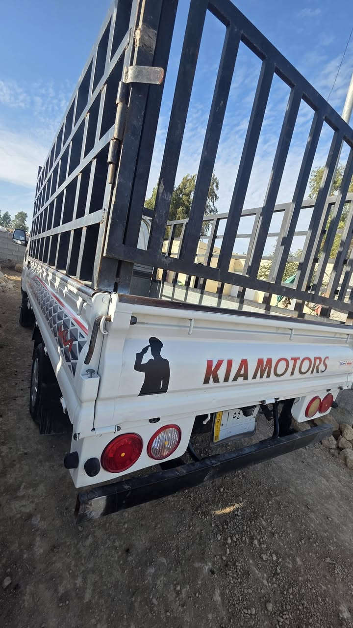 سلام عليكم كيا للبيع موديل 2017 كفاله عامه سياره جاهزه محرك اكسن كير رقم واسط مشروع يسنويه لل ٢٨ السعر ١١٢ رقم الهاتف ***********
