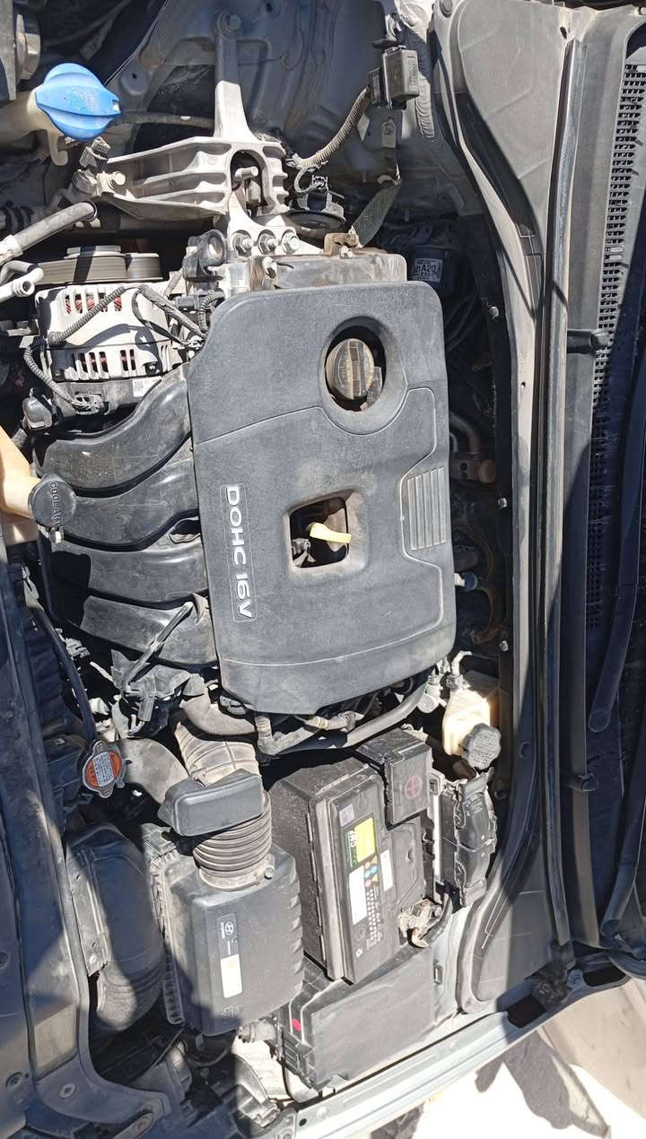 الانترا الموديل 2017 
حادثه ثلاث قطع فقط بدون دواخل سونار منشور وصور الحادث منشورهه مكينه كير حداديه خير من الله ادامه كامله للسياره 
تبريد وتدفئه خير من الله مكاني كربلاء 
هذا رقمي *********** اخوان اترجاكم لحد يدخلي ايكلي شبيهه كله واضح كبالكم بل منشور والشراي يدلل 
سعرهه 118 وبيه مجال حك الجيه وشراي يدلل كربلاء, العراق
