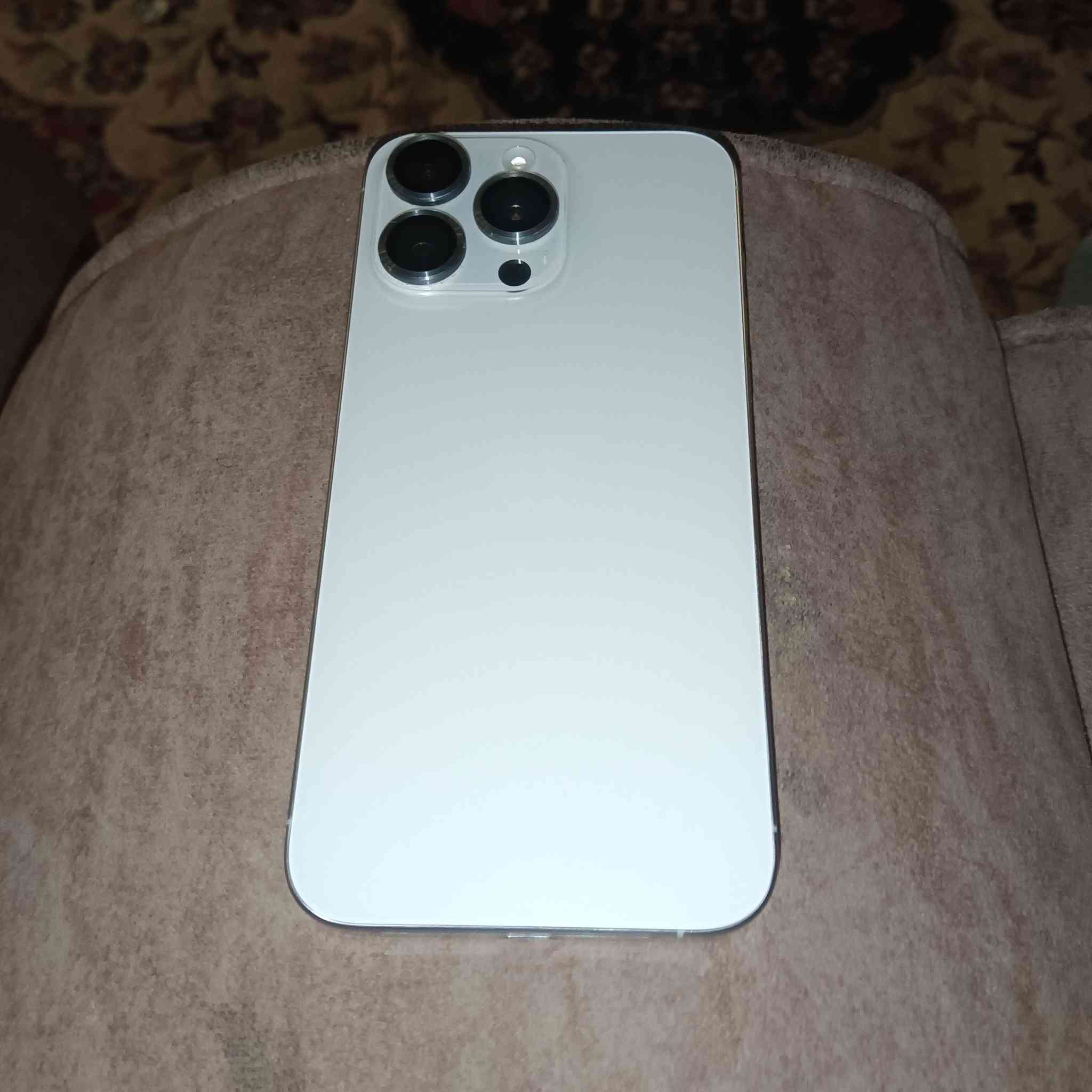 15 برو ماكس ذاكرة 512 بطارية 100 جهاز جديد استخدام قليل شخط مابي السعر 1250 او مراوس بأيفون 17 برو ماكس برتقالي والفرق نقد مكان بغداد البلديات 
***********
