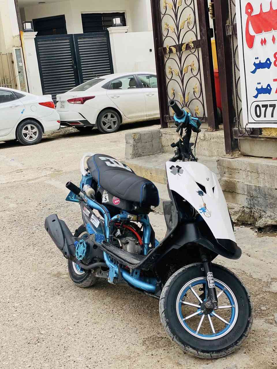 سلام عليكم ماكس عدله الدراجه كامله مال لعب شغاله سلف هندي مكينه خرسه الدراجه تخبل مكينته  المكان بياع تقاطع درويش  السعر 575 وبيه مجال ***********
