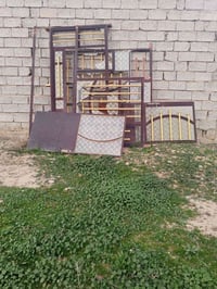 للبيع سعر 300 وبيهن مجال 07819204463