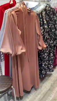 فساتين ساتان • ١٨١ قطعة • نسائية