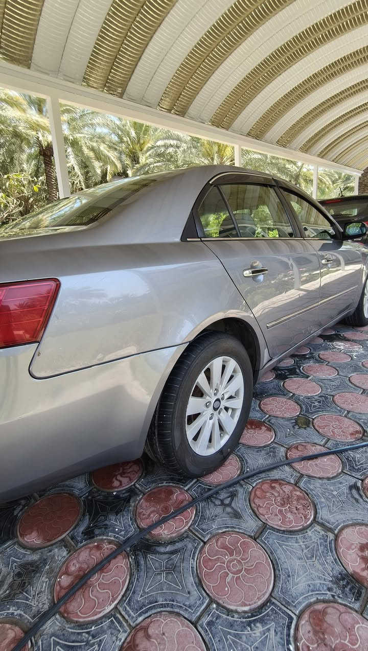السلام عليكم
سوناتا موديل 2008 فول مواصفات فتحه ويل كب كشنات كهرباء مكينه وكير جديد 6سلندر

 حداديه وتبريد جديدات 

رقم مميز 

الضرر جاملغ خلفي فقط اربع قطع صبغ 

السياره جاهزه من كلشي 
السعر 95 
مكان السياره بابل - المسيب 

للاستفسار: ***********

