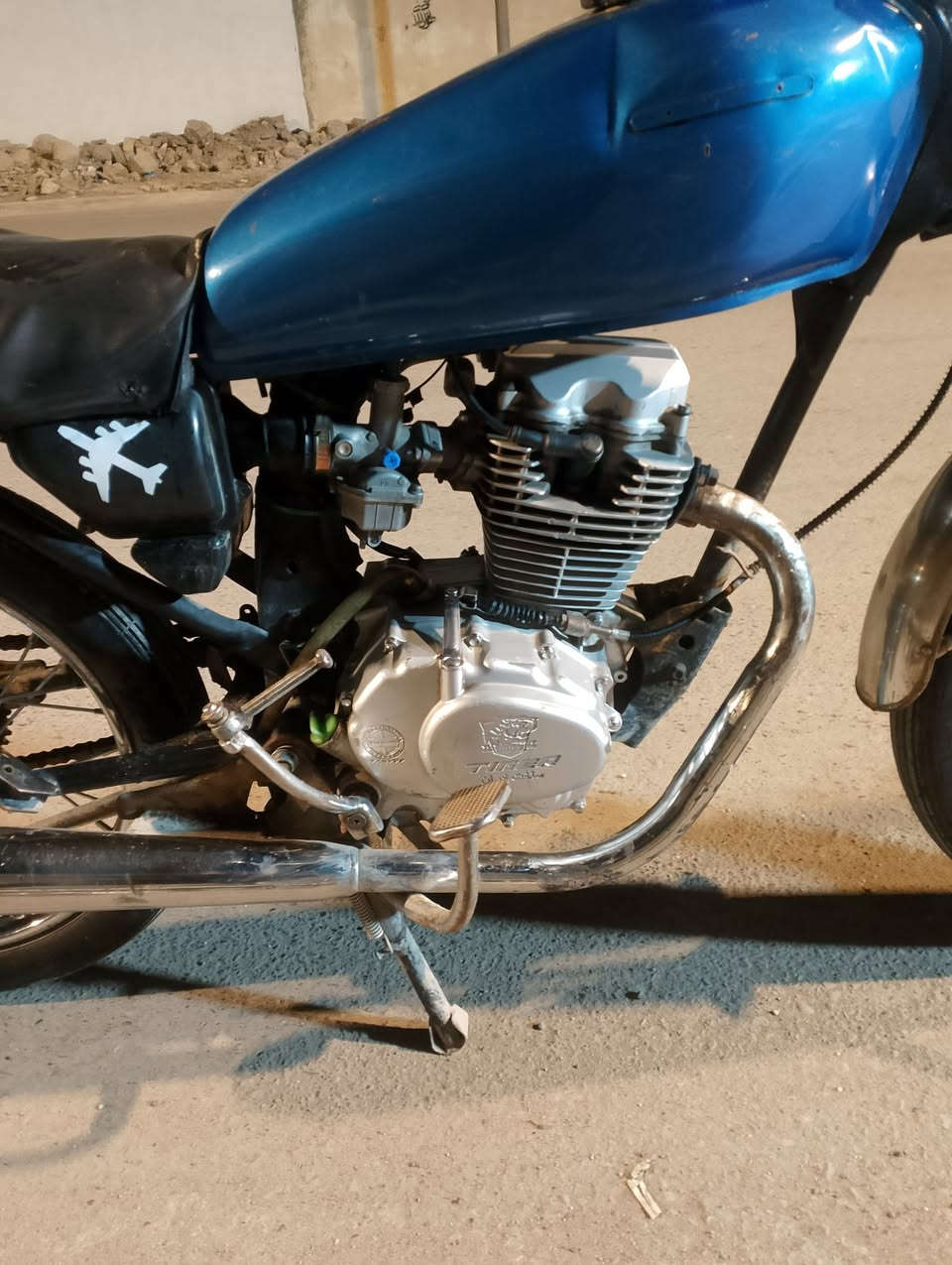 للبيع او مراوس 5 كير ...

سلام عليكم دراجة نامة 4 كير كلك اكفلك سرقة دراجة مكينة نامة نضيفة ويلات نامة صدر امامي دبلات خلفي نامة سبايدر طياري ناعمة نكرة سعر 375 وبيهة مجال مكاني زعفرانية ***********
