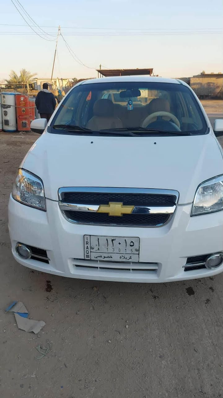 سلام عليكم سيارة افيو موديل 2011 ماخذها من الوكالة زيرو بوكتها مشيه 128 الف السيارة شكد ما اكلك مامتعوبه قليل بحقه السياره مابيها ضربه شخوط بدعاميه و وشخوط بالجاملغ والباب الخلفيات صبغتها ما كحلتها تبريد كير ومحرك مكفولات السيارة مكفول من اي ضربه 
السعر 83 وسوك كلشي بي حسب النظافه مكاني كربلاء 
***********
واتساب او اتصال ما متواجد على الفيس كربلاء, العراق
