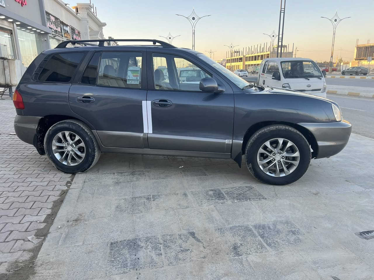 سلام عليكم سنتافيا مديل 2006 رقم بصره دولي تحويل مباشر مكفوله من الضربه القويه والكلبه والخياس والعيب الشرعي صبق جماليه فقط الثر جراد صبقه درجه اولا فرن محرك 6 سلنتر 2400 جديد كير جديد حداده تخم تاير قرفه جديده كله عله البلات السياره جديده كله علا البلاد مال بيت السعر 83بيه مجال العنوان النصريه مركز ***********
