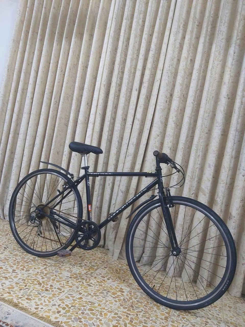 سلام عليكم بايسكل c700 نضيف وكلشي مابي رايده ب85 وبي مجال للطيبين


**إذا كنت صاحب هذا الإعلان وتريد حذفه لأي سبب، رجاءا أرسل رسالة إلى الدعم الفني**