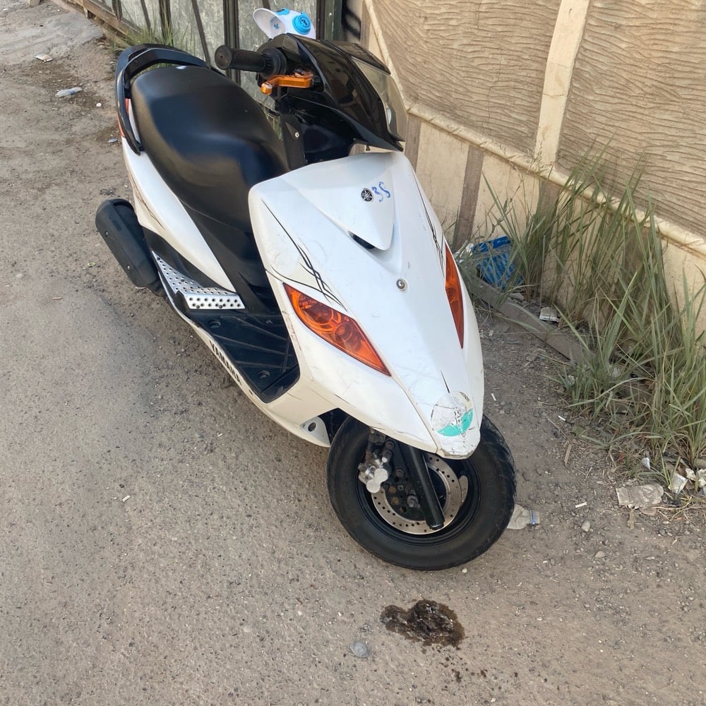 دراجة ثعلب بلاد ممفتوحة علتها الوحيدة اكو كم شخطة بالكفرات تروح بالبولش السعر ٨٥٠ قفل للتواصل والاستفسار ***********
