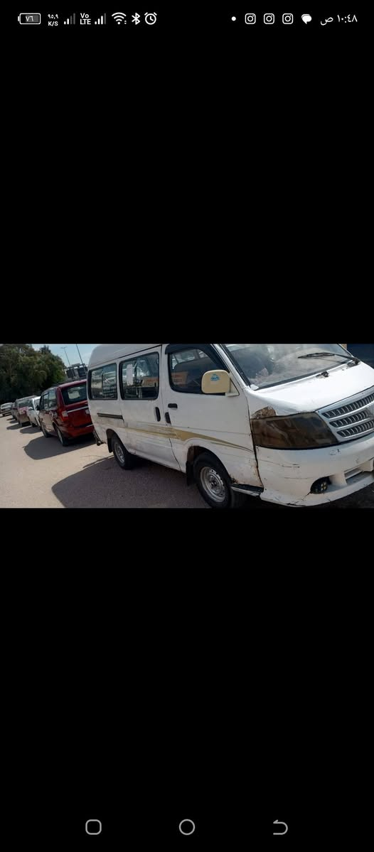 كيه فتون كاز بريجو موديل 2007 مكينة 3000 رقمها نجف 14راكب ومداور ثاني يوم راعيها موجود بالنجف ومسجلة خط كوفة / حي ميسان مصفرة هيئة وغرامات للاستفسار رقم الموبايل *********** السعر 40ورقه وبيها مجال
