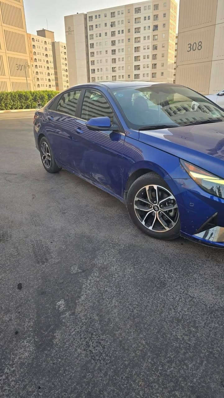 السلام عليكم
النترا ٢٢ لمتدد فوول 

بدون صبغ بدون تبديل  بدون ايرباك كلها ليبل واحد 

فتحه

بصمه

تشغيل عن بعد 

رادار 

جلد 

كشن السائق والراكب تدفئه

سماعات بوس عدد 8

كير 8 نمر 

سياقه شبه ذاتيه 

السعر 150

المكان بغداد

***********
