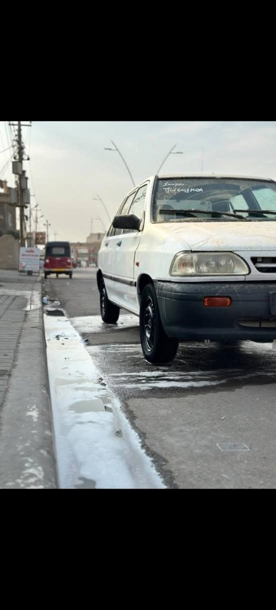 سلام عليكم سايبه ٢٠١١ رقم بغداد باسم ولد صاحبي بيه باب سايق مصبوغ وخشم المدكر مال سايق بارد باقي كفاله سياره جاهزه ماناقصه شي تبريد حداديه غرفته نضيفه سعره ٣٨ وبيه مجال مكاني بصره معقل ***********
