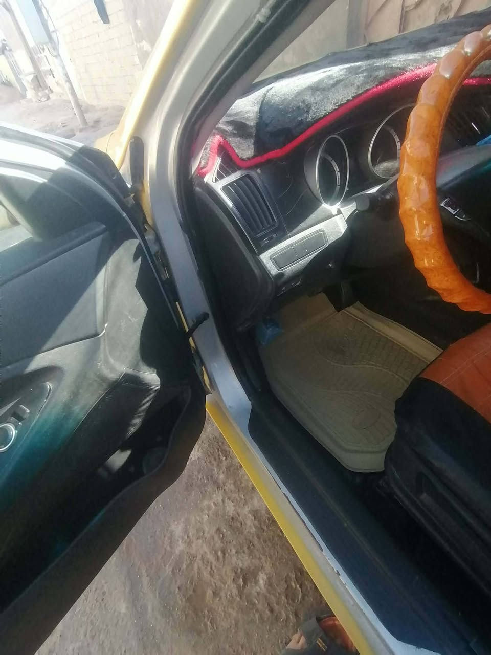 سلام عليكم سوناتا 2011 وارد كوري مكينه 2000 رقم قادسيه دولي مكينه وكير وتخم تاير حداديه سياره جاهزه وصل خط نجف ديوانيه مكان نجف مناذرة السعر 70 وبيه مجال الشراي يتصل***********
