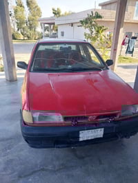 نيسان سني للبيع  بس شغاله  تخم تاير. موديل ١٩٩٣   محرك ينقص كير ابلادي...