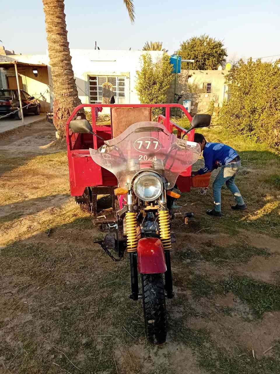 سلام عليكم ستوتة للبيع موديل 2010 كلك مابيه اي نقص
مكان واسط العزيزية  السعر تصال ***********
