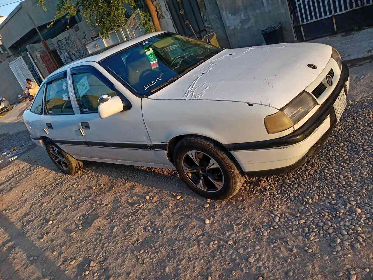 اوبل فكترا للبيع موديل 1991 محرك 20بيه دفتر بنزين كير محرك شرط استيرن باور قفل مركزي سقف سلايت  شرط تحويل والغرمات  سعرها ٣٠ بيه مجال الاستفسار على الرقم ***********
