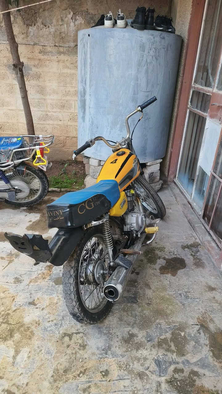 تايكر مستعجل على بيعتو
٢٥٠ وه بيه مجال 
حك جيتك


**إذا كنت صاحب هذا الإعلان وتريد حذفه لأي سبب، رجاءا أرسل رسالة إلى الدعم الفني**