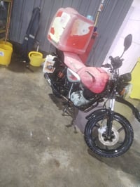 عندي بوكسر موديل ٢١ مرقم سنويه اريد راوسها بدايون شعندك نزل بالتعليقات...