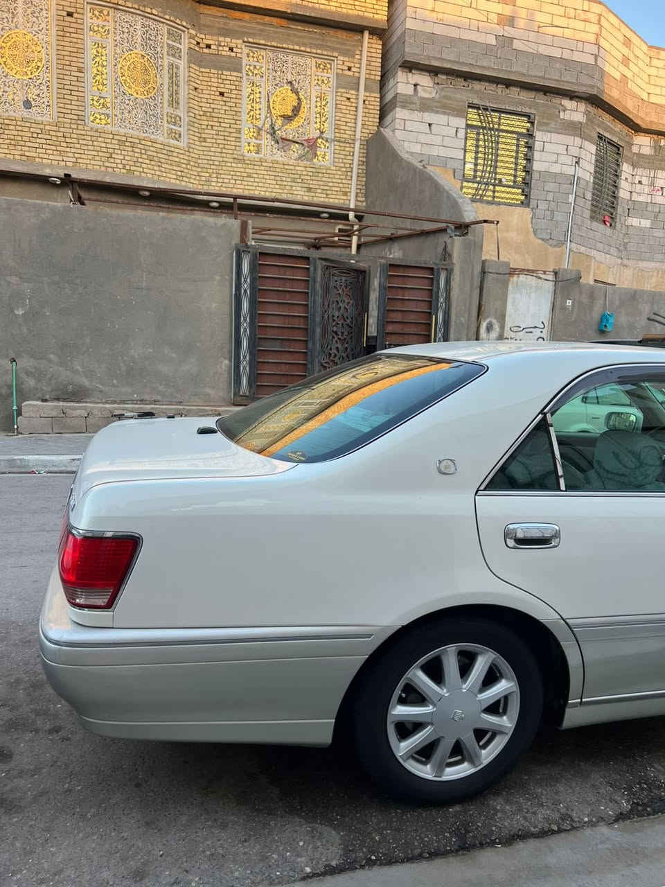 بسم الله ماشاء الله ... 

للبيع نقد فقط تيوتا كراون ملكه بالكارتون 2002
دخول جديد السياره تسجيل جديد قرار 102سياره كامله ومسقط لوحات بصره وماشي معامله الكمرك باقي بس تدفع فلوس الكمرك 
كفالة عامة من الدعامية للدعامية مكفولة  3دكم كرستال اصل كشنات كهرباي ستيرن كهرباي   شاصي 175مكينه ديفور الجبير كشنات كهرباي ستيرن كهرباي برده خلفيه ويل نجمه اصلي كرستال سياره شرط زيرو برقي ماعوزها 
تحوير بصره 100بل100حدادة كهربائيات تبريد مشط ستيرن 
مكينه سياره سبيرها مانازل شرط+ باتري جديد 
كير مكينة  حدادة تبريد كهربائيات كله جاهز وشغال وجديد بدون اي نقص مال جناي الله يشهد 
مكان السيارة بصرة 
السعر 120وبيها  مجال وكلشي موجود بل سوك واني بل خدمه
***********
***********وبل خدمه💞
