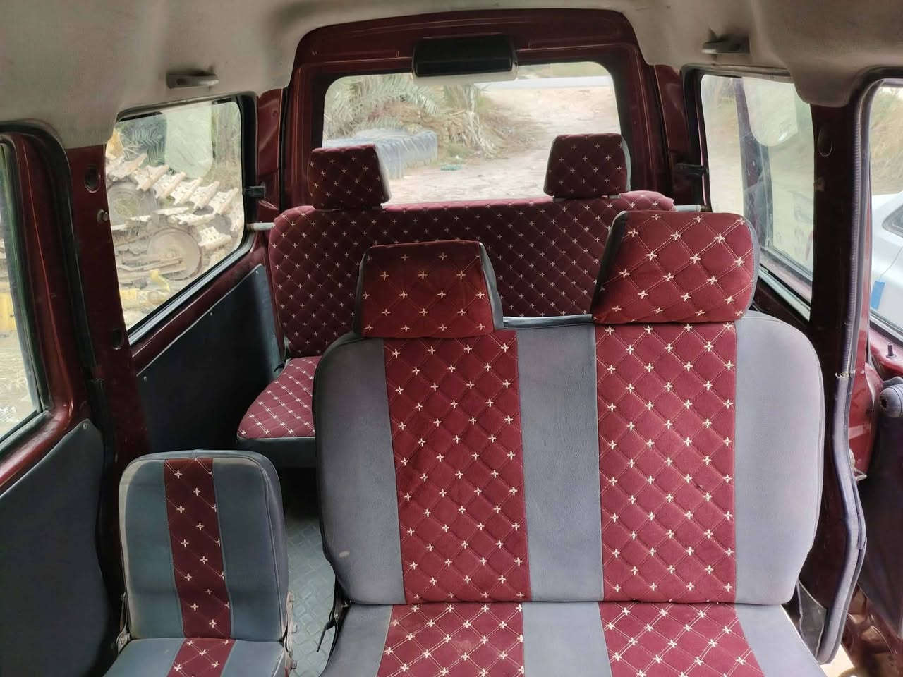 سلام عليكم سياره صيني للبيع موديل 2012
سياره جاهزه من كلشي مكينه مجفته صارله شهر العنوان الشاميه  منطقة العين قرب الشارع تبريد شغال حداديه جديده تخم تاير  كهربائيات كامله من كلشي سياره خير من الله جاهزه من كلشي السعر 35
قفل لل استفسار الاتصال على الرقم ***********
