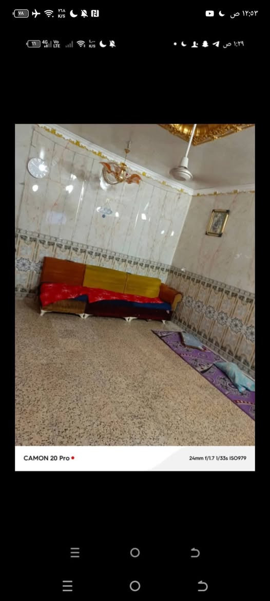 سلام عليكم  دار للبيع 
/دار للبيع مساحه 100متر مربع طابقين*ملاحضه (البيت بي محل أسواق)
{الطابق 1}محل أسواق خارجية طرمه تواليت ومطبخ كبير وحولي وترك وحمام وغرفه نوم واستقبال كبير 
{طابق 2}حولي وحمام وتواليت وغرفه نوم كبيره وغرفه نوم ثالثه واسعه وسطح كبير 
~~~~~~~~~~~~~~~~~~~~~~~~~~~~~~
{عنوان البيت} بغداد الحسينيه الضباط يم جامع البديع ✓✓✓✓[رقم استفسار بي واتساب ]✓✓*********** }
(للستفسار سعر105) وبي مجال
