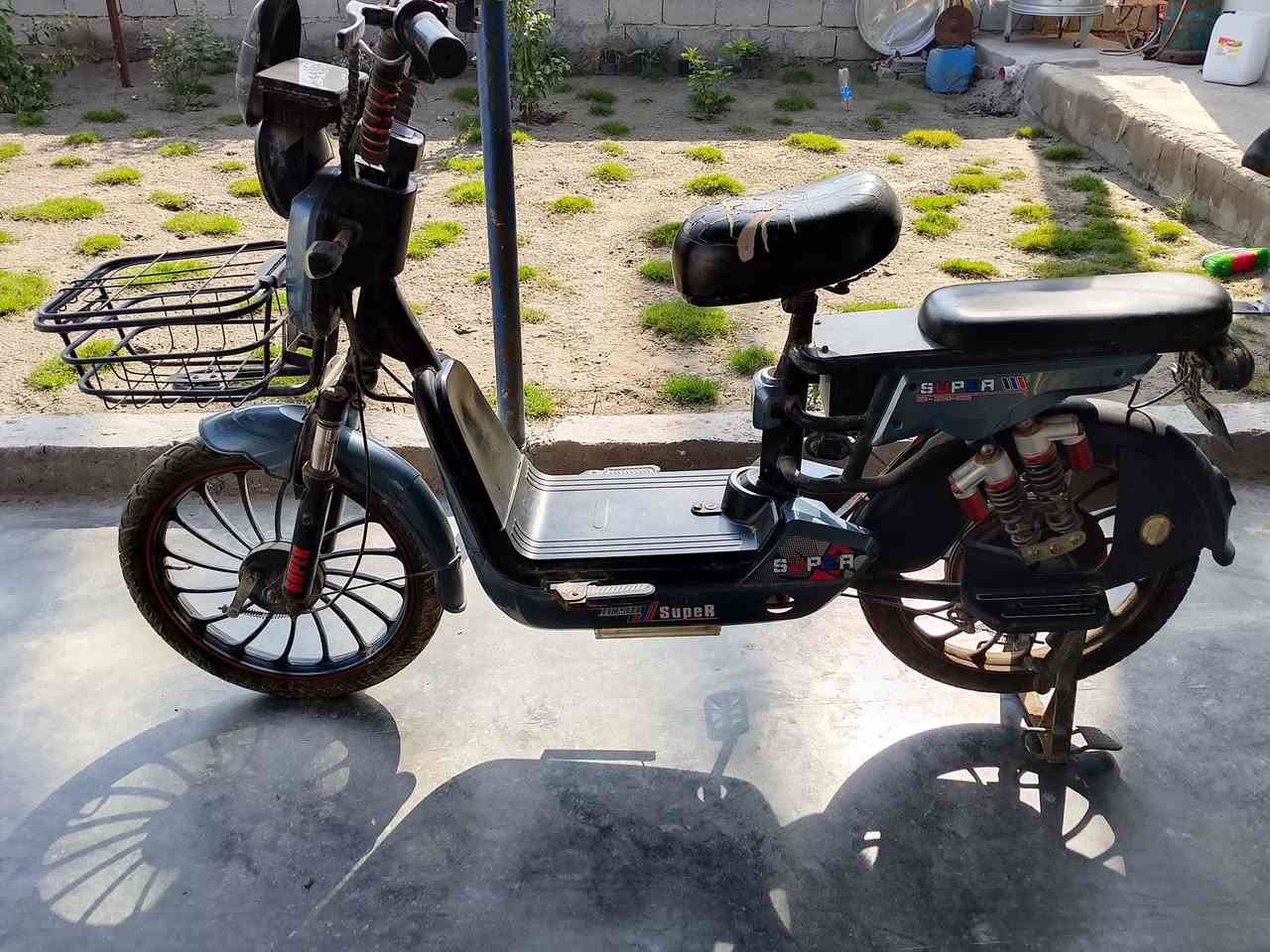 السلام عليكم بايسكل شحن حجم 20
البايسكل نظيف الرقم:***********
