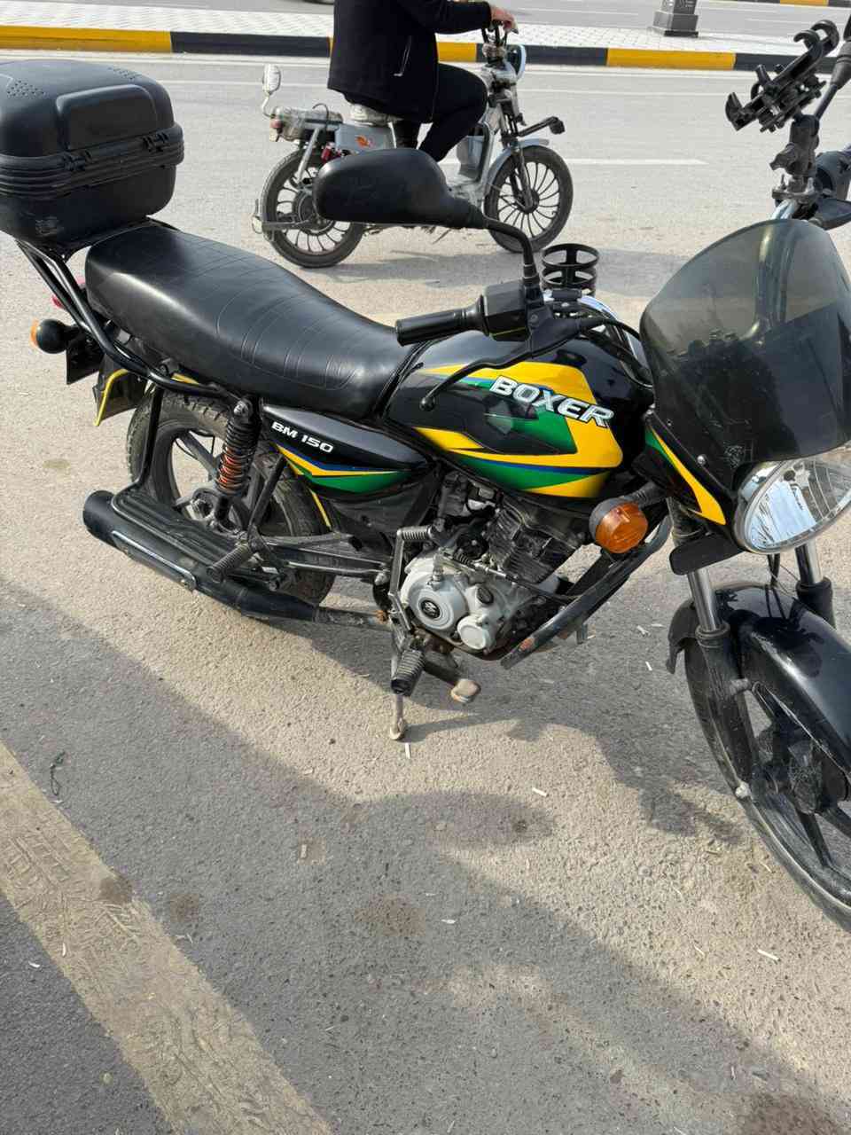 سلام عليكم ورحمة الله وبركاته دراجه لبيع بوكسر مرقمه لوحات نكليزي تحويل مباشر  موديل2022مكفوله كفاله عامه عنواني ديالى بعقوبه مجمع تحرير ***********
