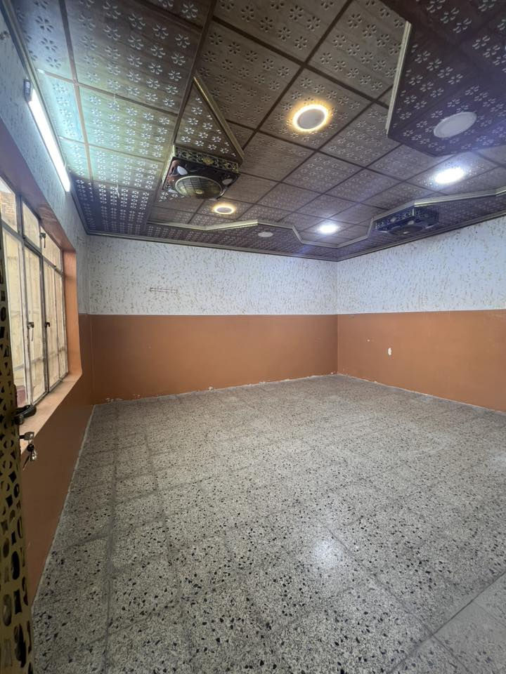 بيت للإيجار في حي الوحدة يصلح سكن للطلاب قريب لجامعة الحدباء غرفتين وهول + ومشتملات
الاتصال :***********
***********
