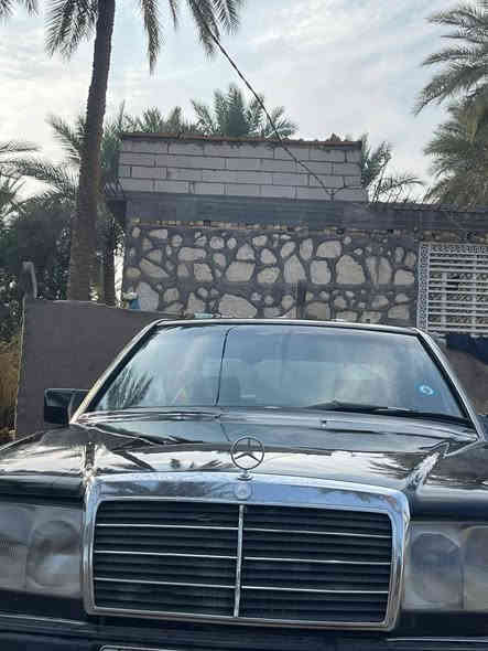 ماردسدس دب اسود موديل 89 مكانه بابل محور بطه vvt
سنويه ل 26 شهر 7 
تحويل مباشر سياره كامله مابيها نواقص فقط غاز التبريد 
سعر 66 وبيها مجال رقم موبايل ***********
