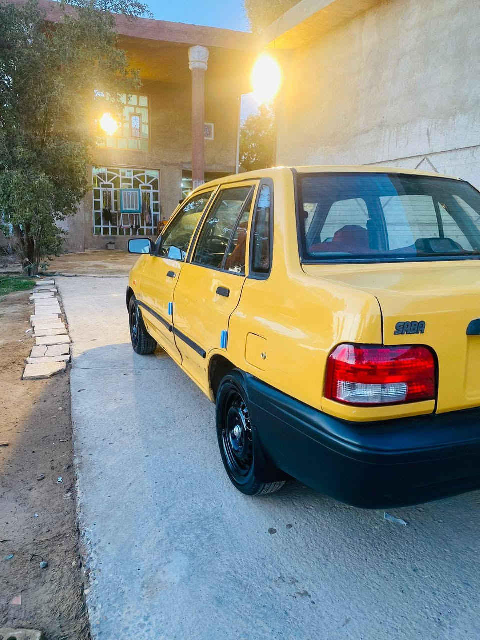 سلام عليكم سايبا موديل 11 رقم بغداد محرك كير شواصي خير من الله غرامه مصفره وهيئه عليه 4 ورقات تنزل من سعره السعر 23 العنوان بغداد النهروان الاستفسار اتصل ع رقم ***********
