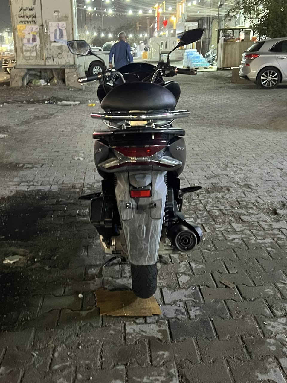 السلام عليكم بي سي اكس جيل الثالث دراجه جديده معنه الكلمه اسود طافي مكينه برغي ما مفتوح بيه شلعه معدل بانزين محسن دهن موتل السعر 13ورقه وبيه مجال بسيط مكاني بغداد مدينه الصدر ***********
