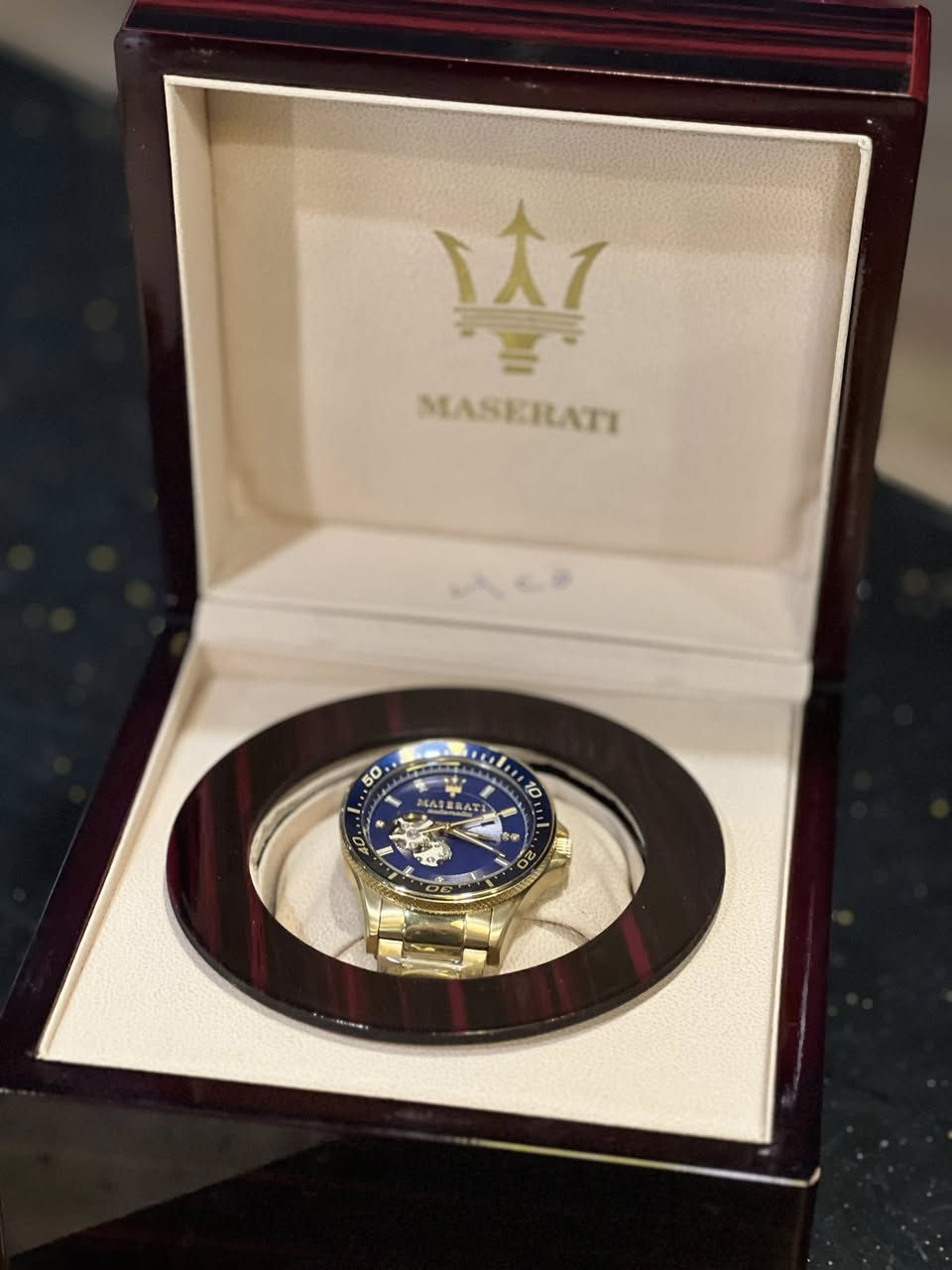 ساعة مازيراتي للبيع


**إذا كنت صاحب هذا الإعلان وتريد حذفه لأي سبب، رجاءا أرسل رسالة إلى الدعم الفني**