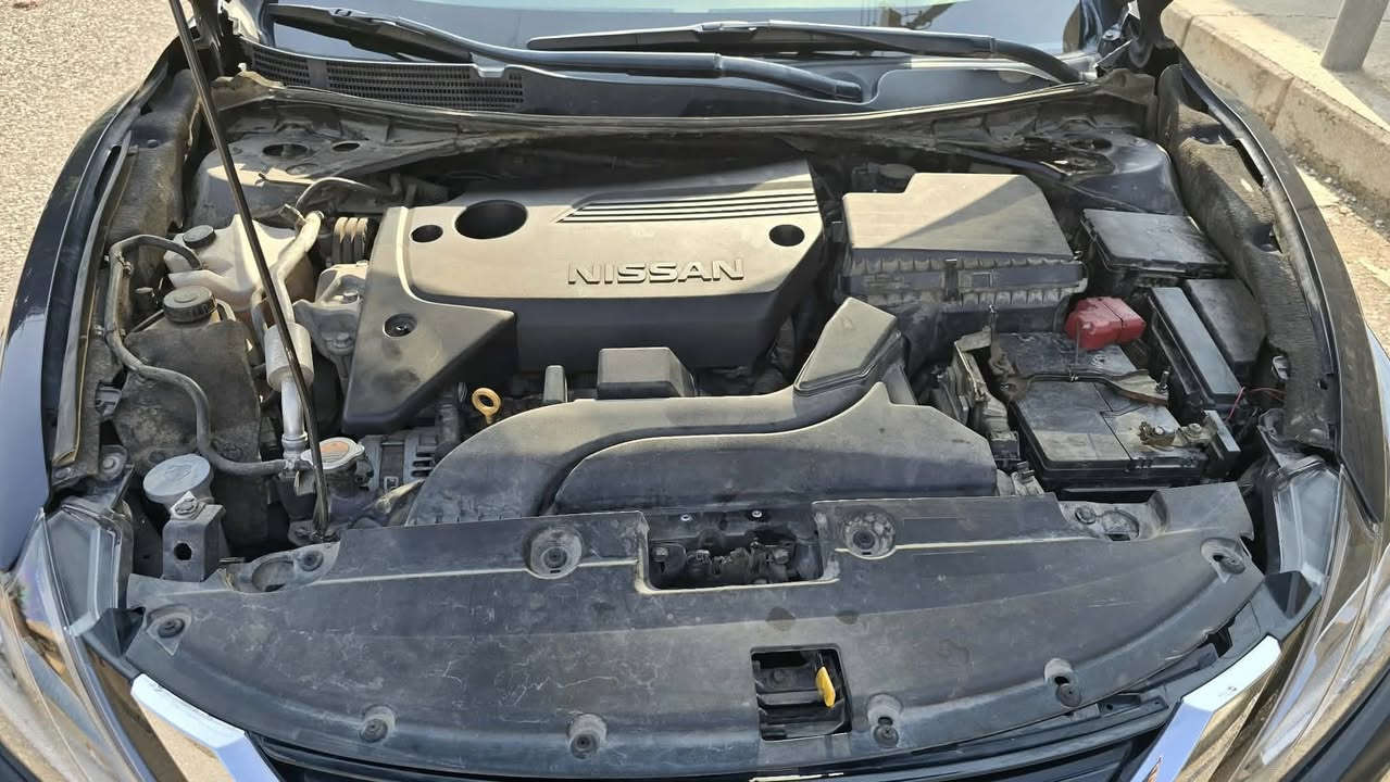 ألتيما 2018s
 كير محرك تبريد؛ بشرط؛ كير مبدل 2022
ربع بونيد صبخ؛ مابي دواخل
سعر 122$ بي مجال
77ميل ماشي
مكان قضا كفري
***********
***********
