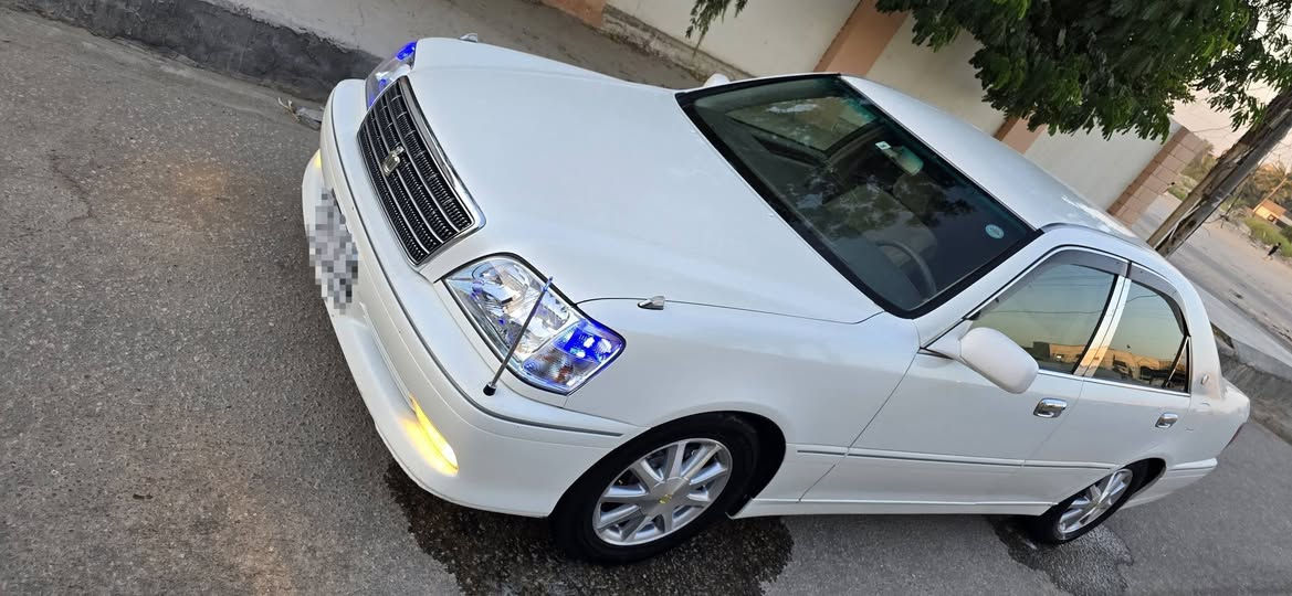زيروو بزيروو وناشف وكيمر
بعدها بوضع اليابان وطك كارتون
لليدور مامركوب ملكه صدفي ..كصة قماره فقط.  ادوات..ادوات..
تحويرت نجف جاهزه مجهزه على اخر حبايه
كلشي باالسياره راجع بوضع الشركه.. وشرط الزيرو 
كرستال اصل دكمتين شاصي 71 ديفور الصغير وفول نعومه 4 كشنات كهرباء برده خلفيه دمام خلفي سيدي
ويل نجمه يابان اصل مع تخم تاير
متؤمه لوحات وسنويه وشغل فوق الدرجه الاولئ
اليعرف قيمة هيج سياره عليه بسبع عافيات
اما دور املزك وراكض السوك متروس وكلشي بيه
السعر 45
المكان بابل
***********

